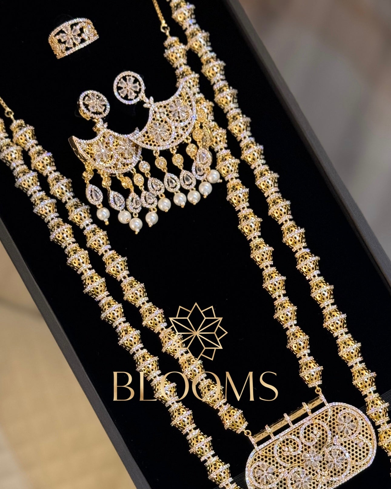 Rimsh Luxury Traditional Set