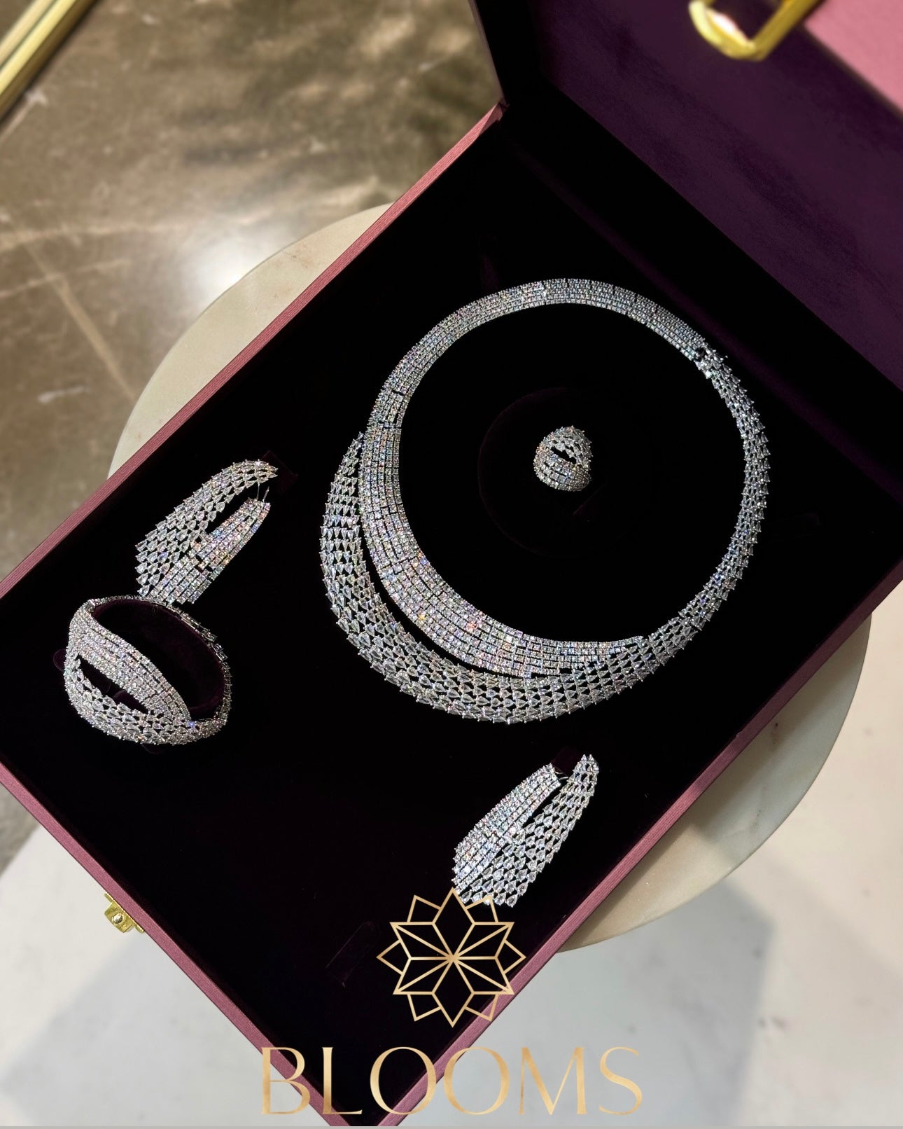 Master Piece laia Luxury Set