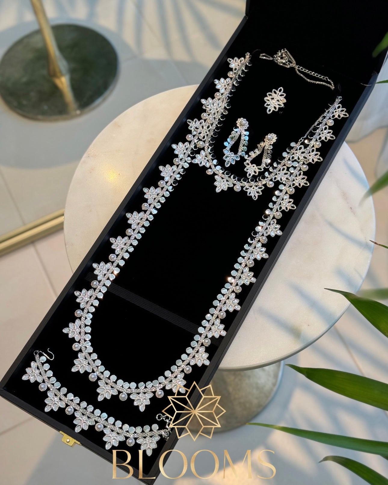 Aryam Silver Full Set