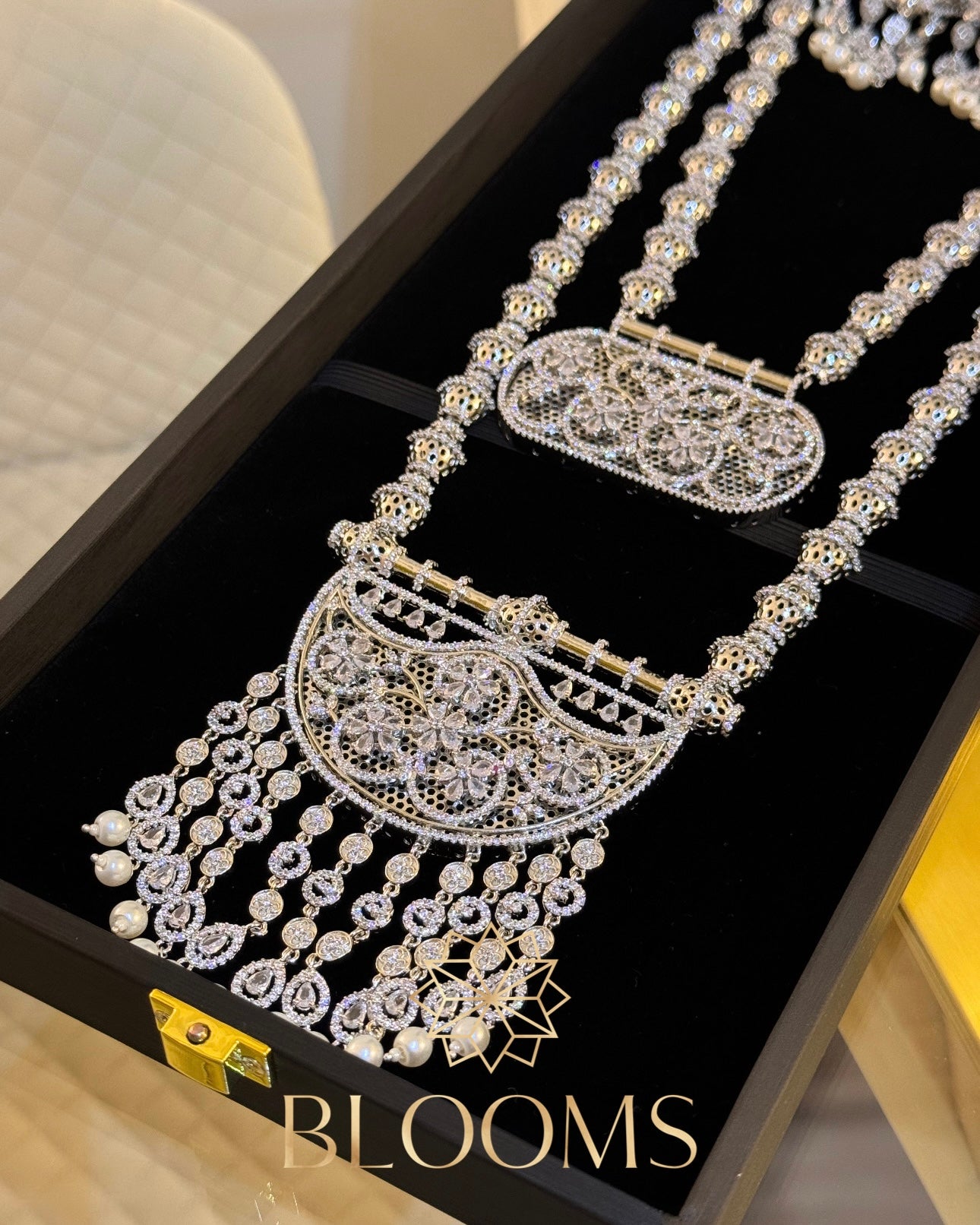 Rimsh Luxury Traditional Set