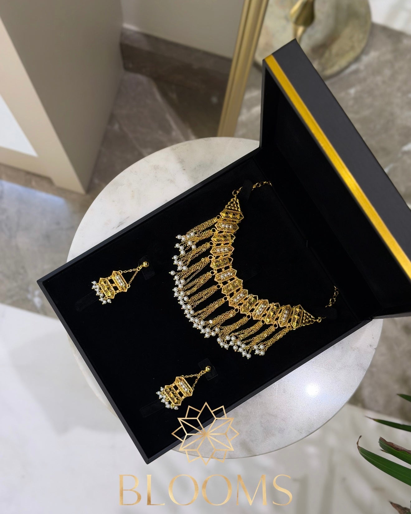 Hamda Luxury Traditional Choker Set