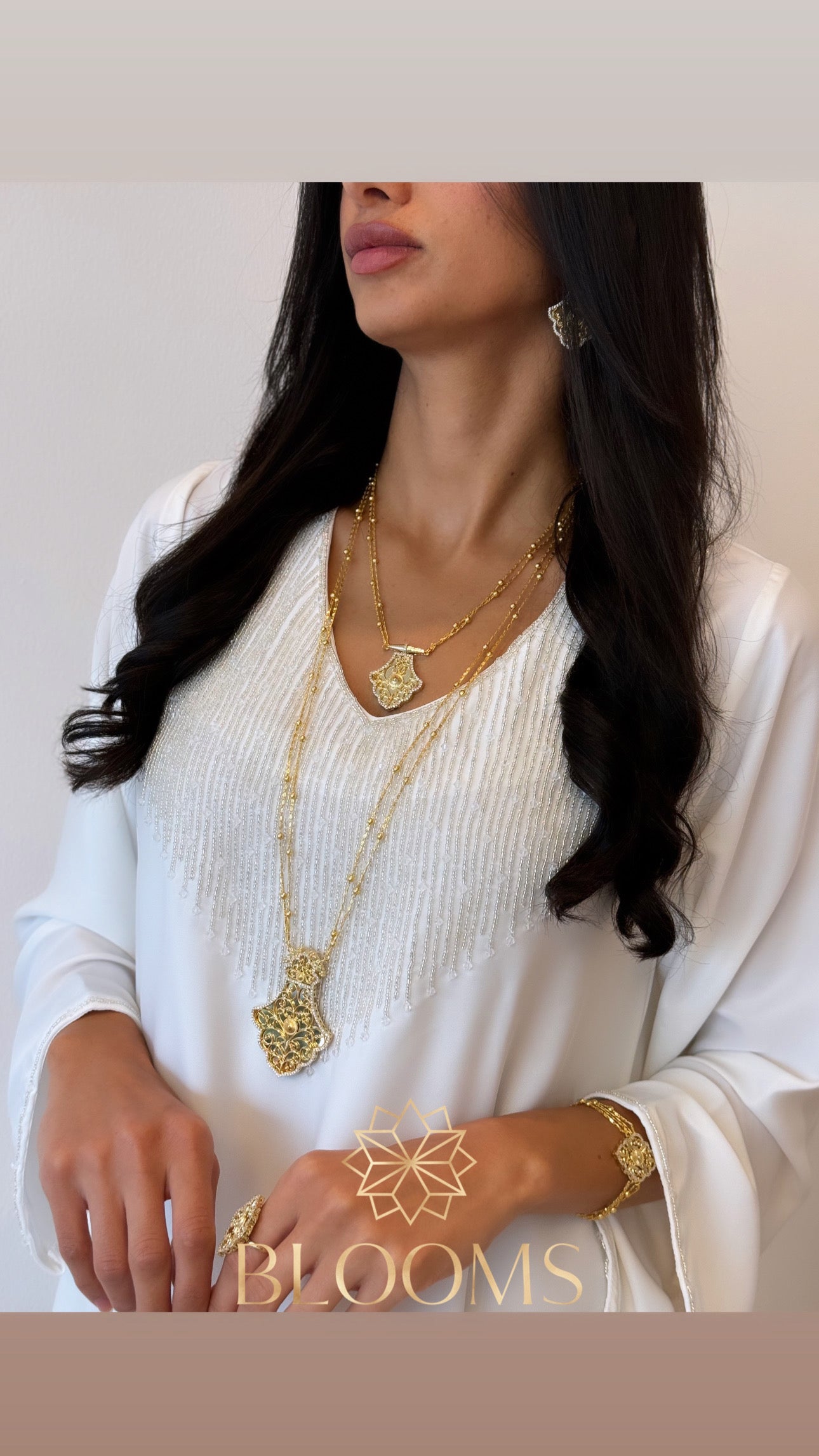 Alreem Gold Traditional Set