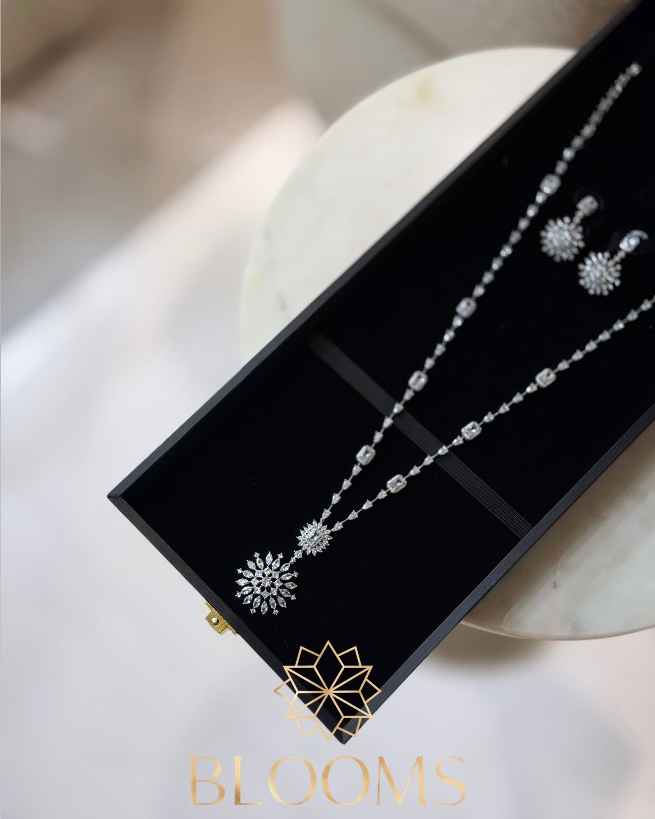 Staro luxury Long necklace with earrings