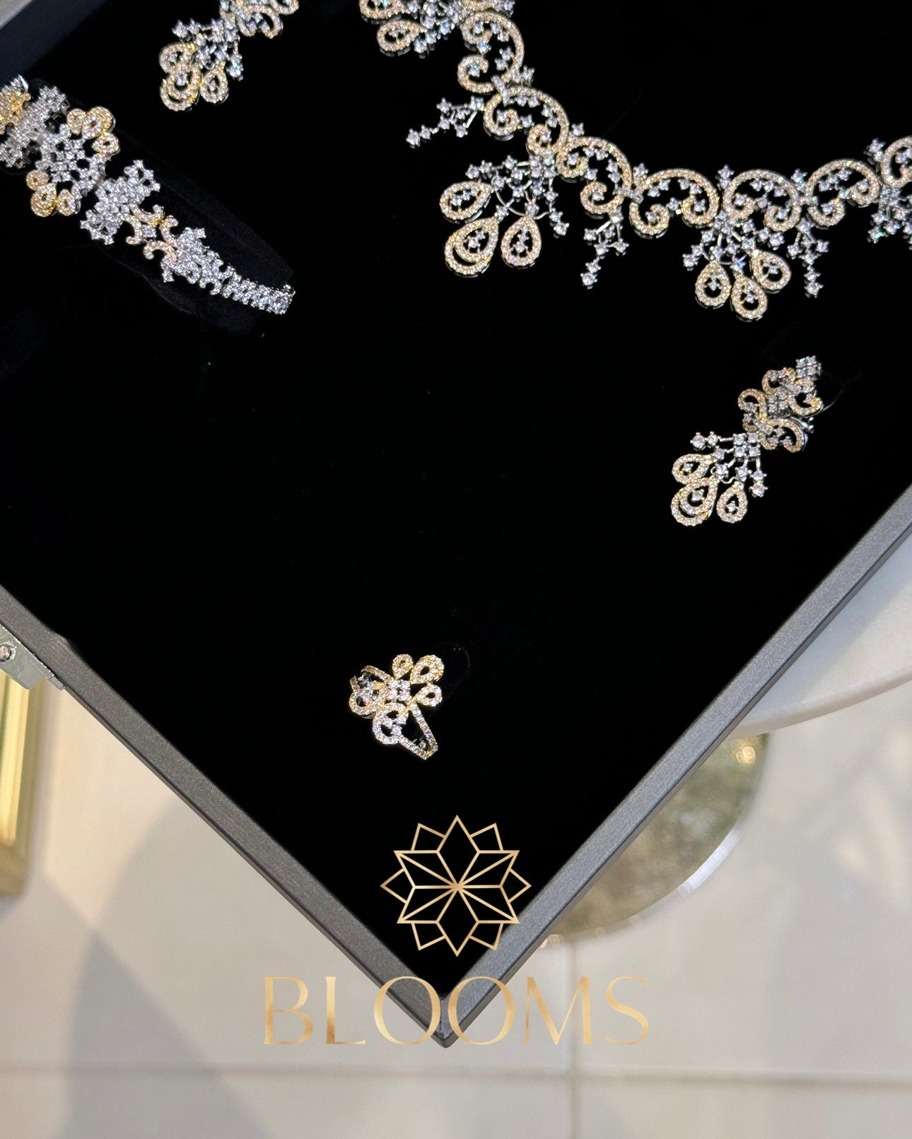 Master Piece Ronaia Luxury Set