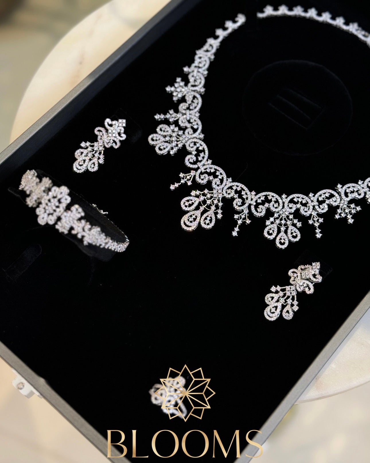 Master Piece Ronaia Luxury Set