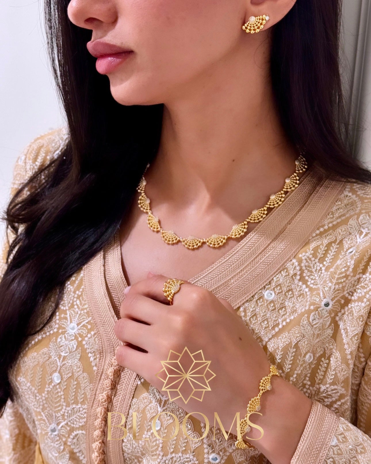 Vacii Gold Set