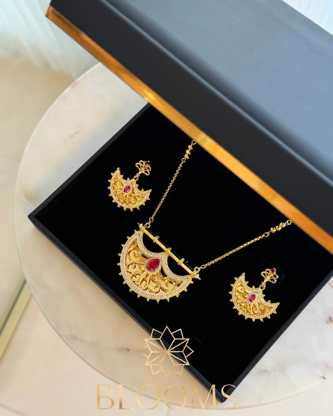 Mohra Gold Set