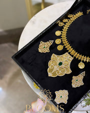 Riman Luxury Gold Green Choker Set