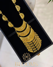 M aliaa traditional set