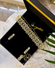 Rodaina Luxury Gold Choker