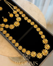 Fluma luxury traditional necklace and earrings