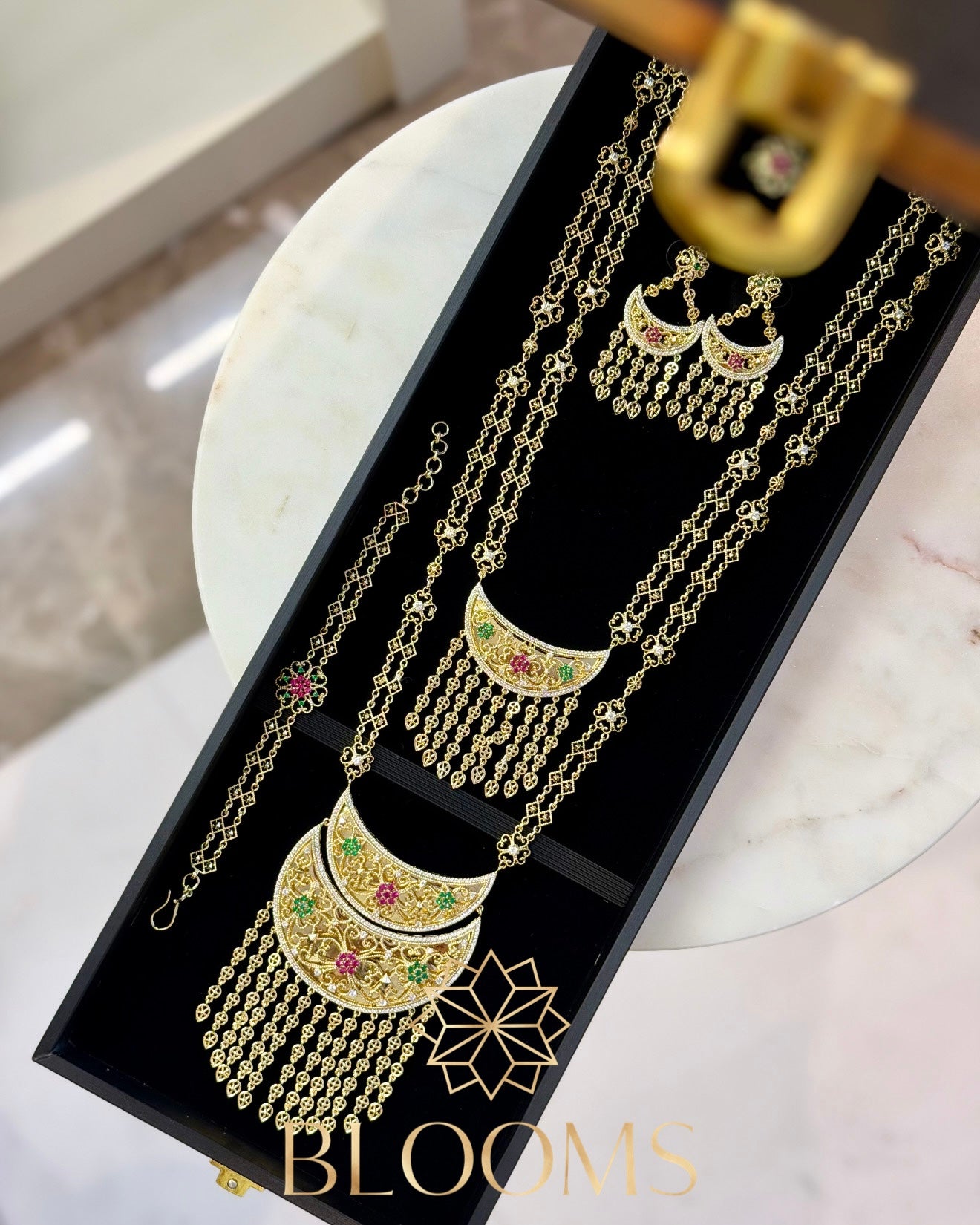 Hilal Traditional Luxury Set