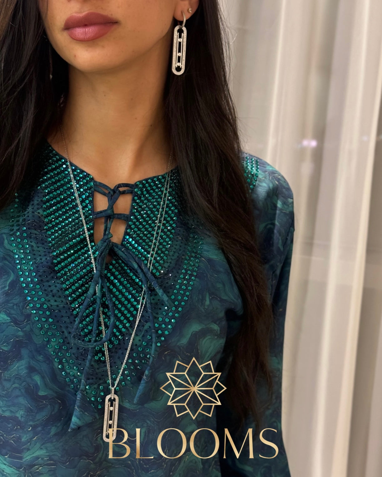 Misso long Necklace with earrings