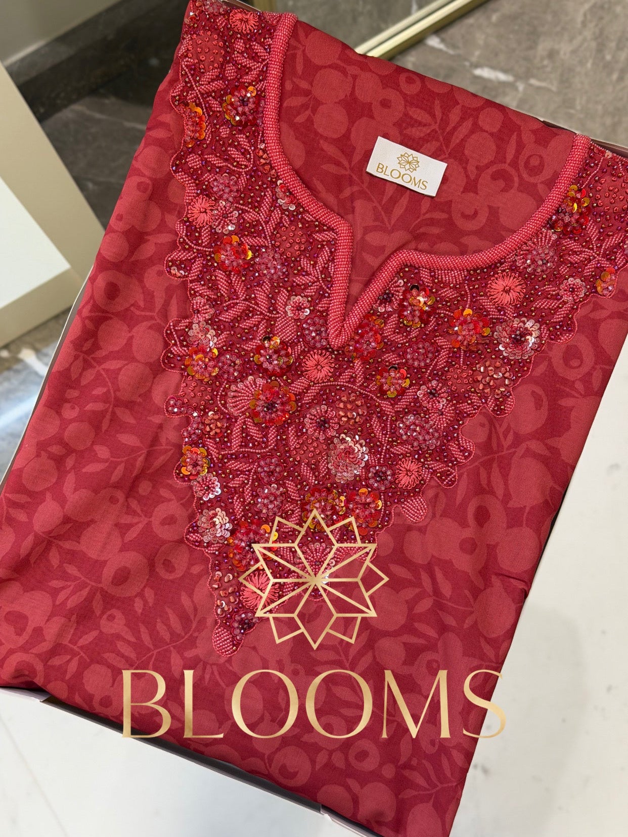 Blooms collection 146