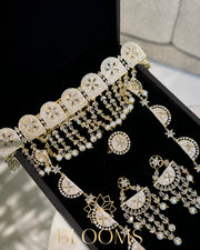 Mathayel luxury Traditional Set