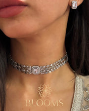 Lond Choker Set